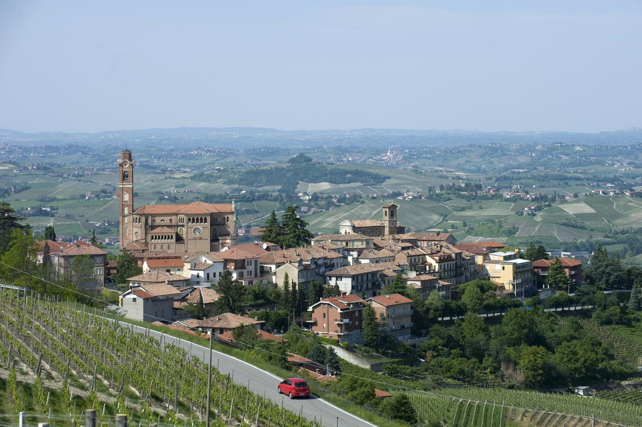 Albergo Castiglione Langhe Castiglione Tinella Exteriér fotografie