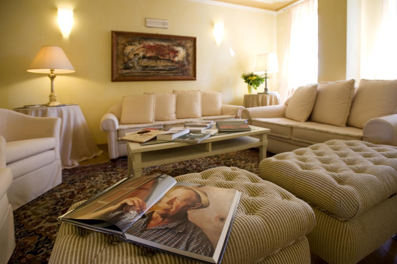 Albergo Castiglione Langhe Castiglione Tinella Exteriér fotografie